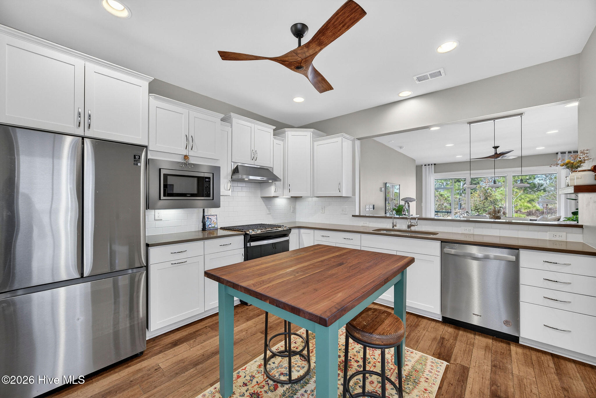 100551347 | Photo 17