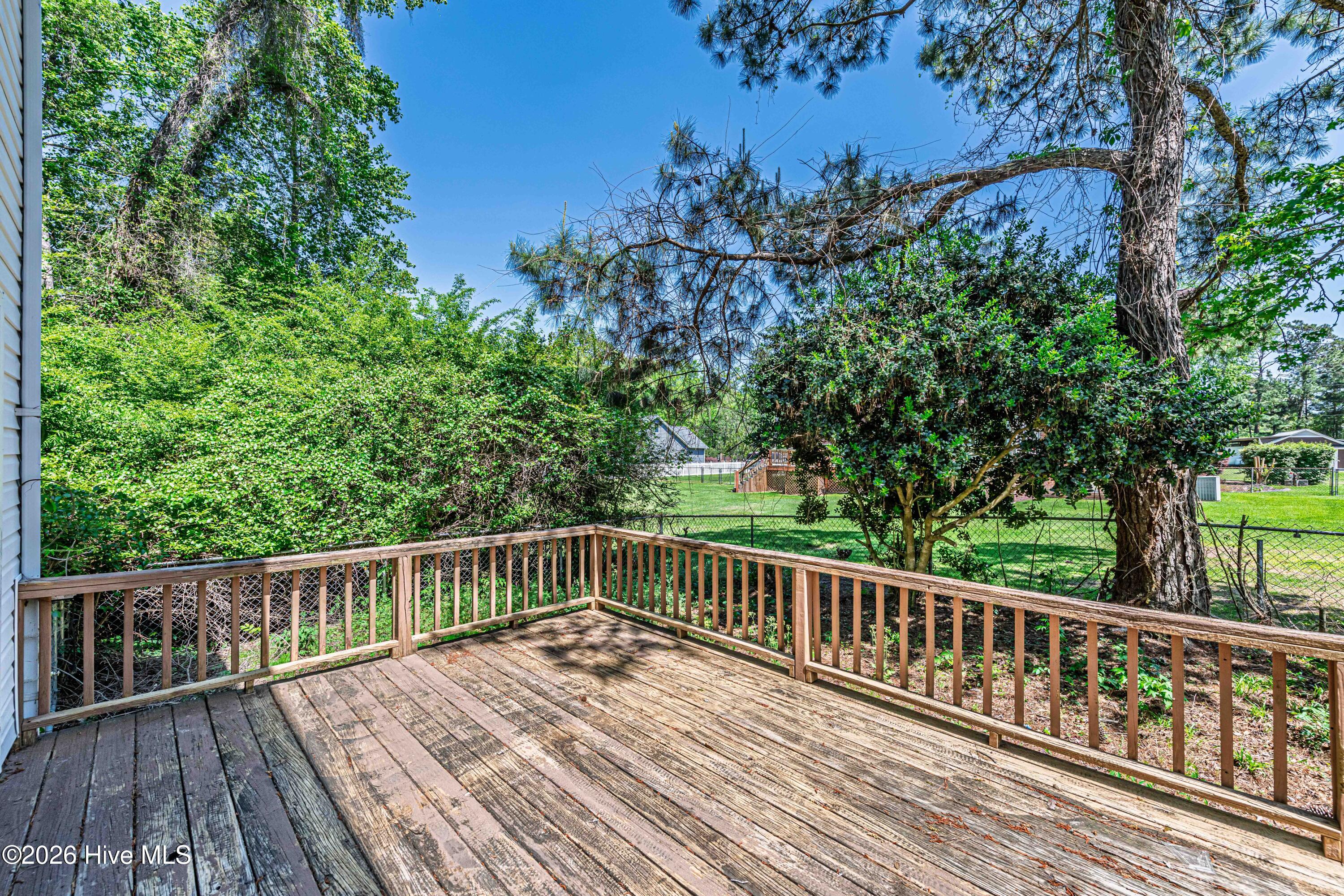 100568422 | Photo 59