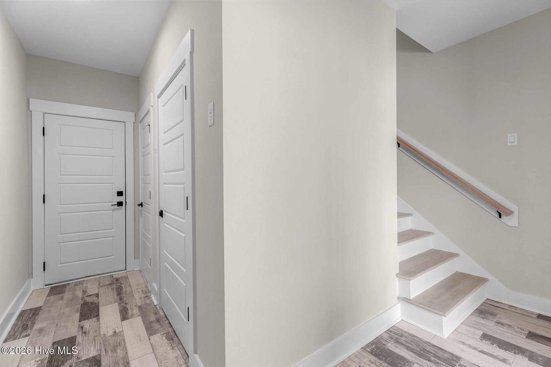 100555900 | Photo 45