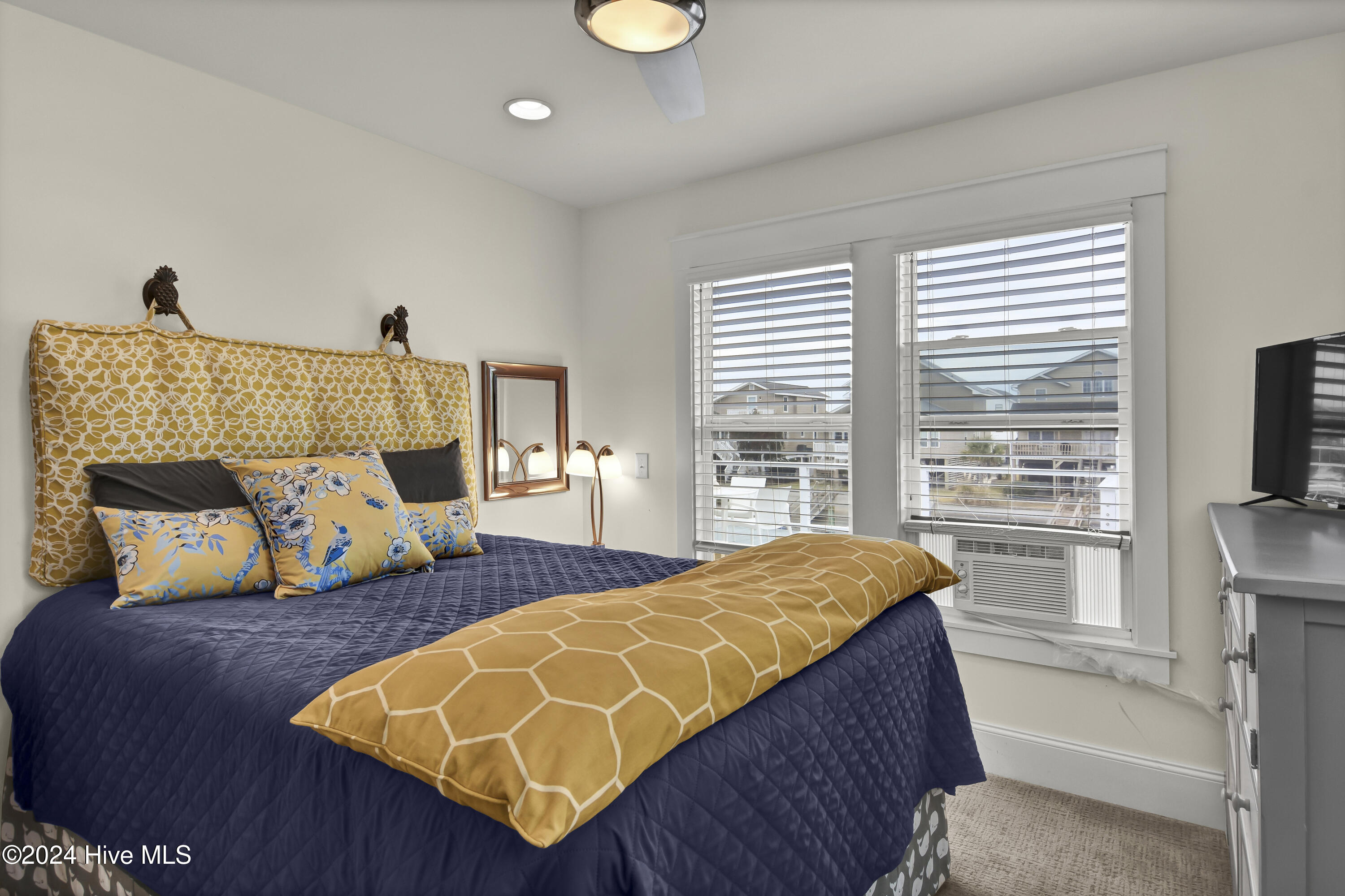 100512671 | Photo 20