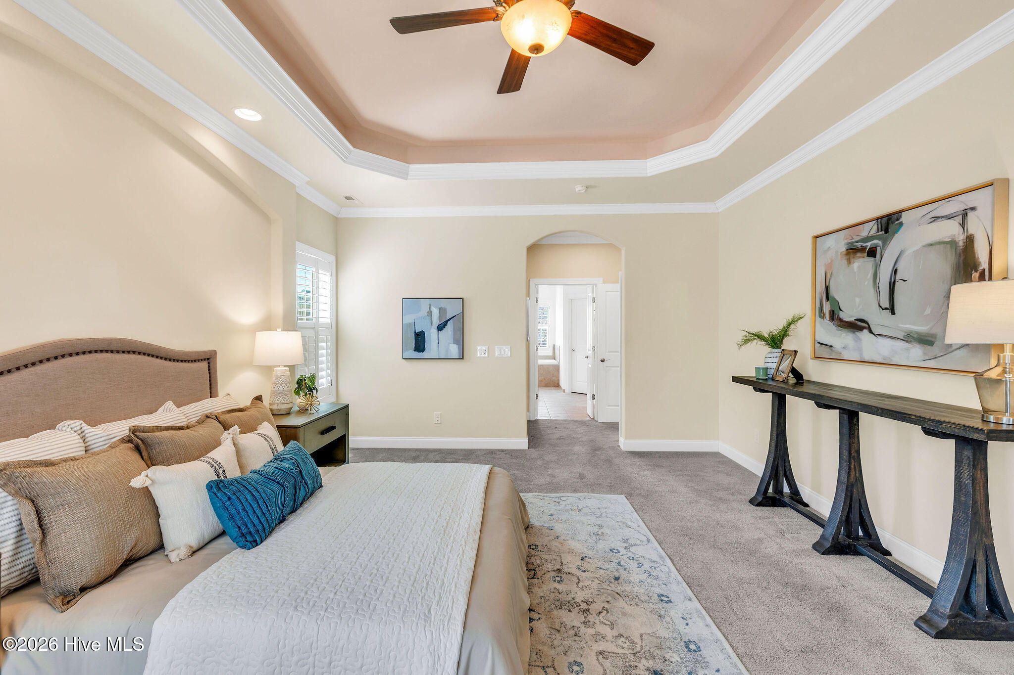 100553978 | Photo 17