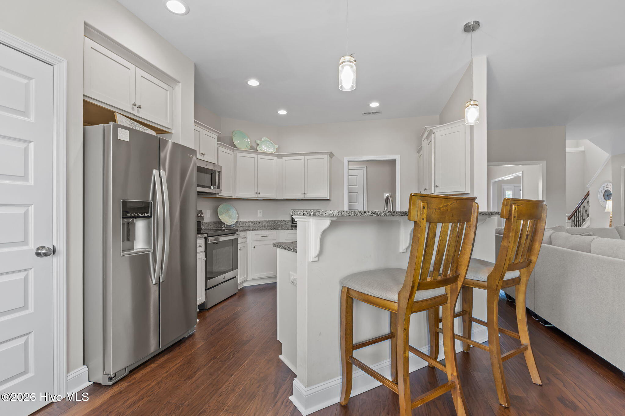 100569741 | Photo 15