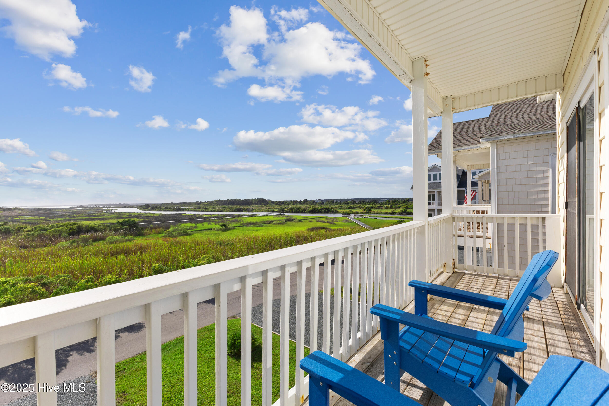 100534719 | Photo 14