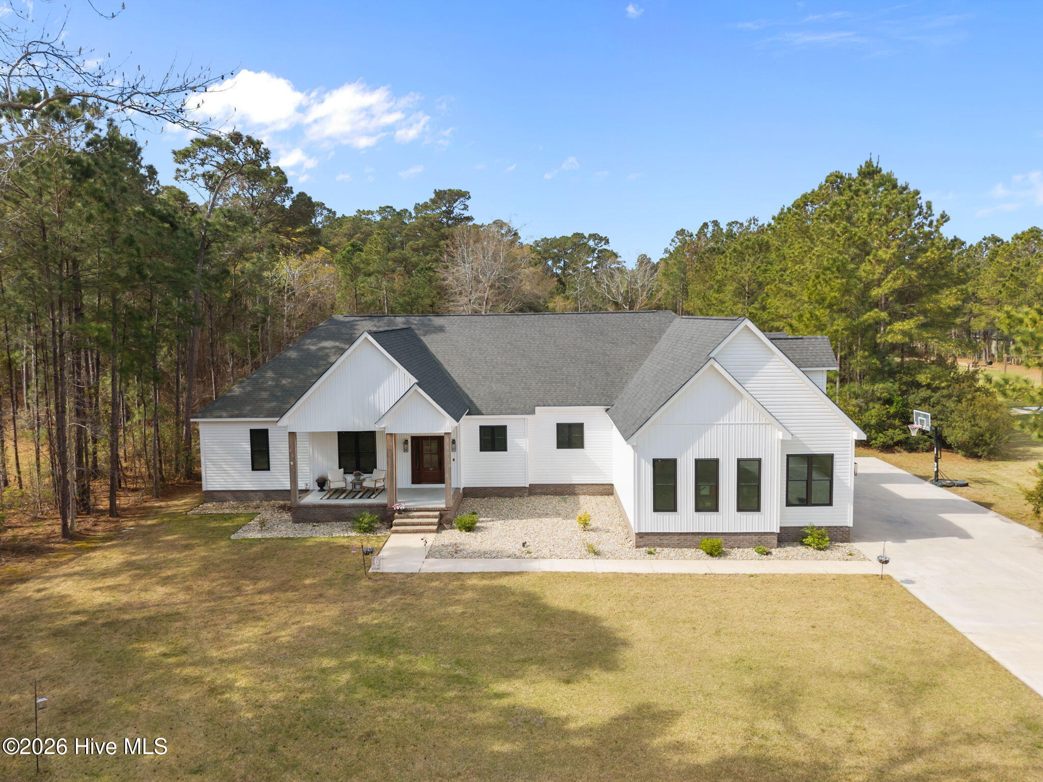 100563547 | Photo 55