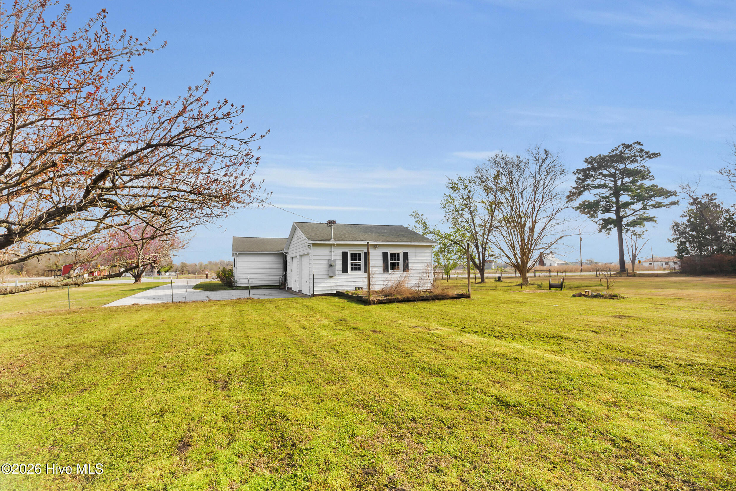 2457 White Oak River Road, Maysville, NC 28555 – photo 24: 36_19 (5)