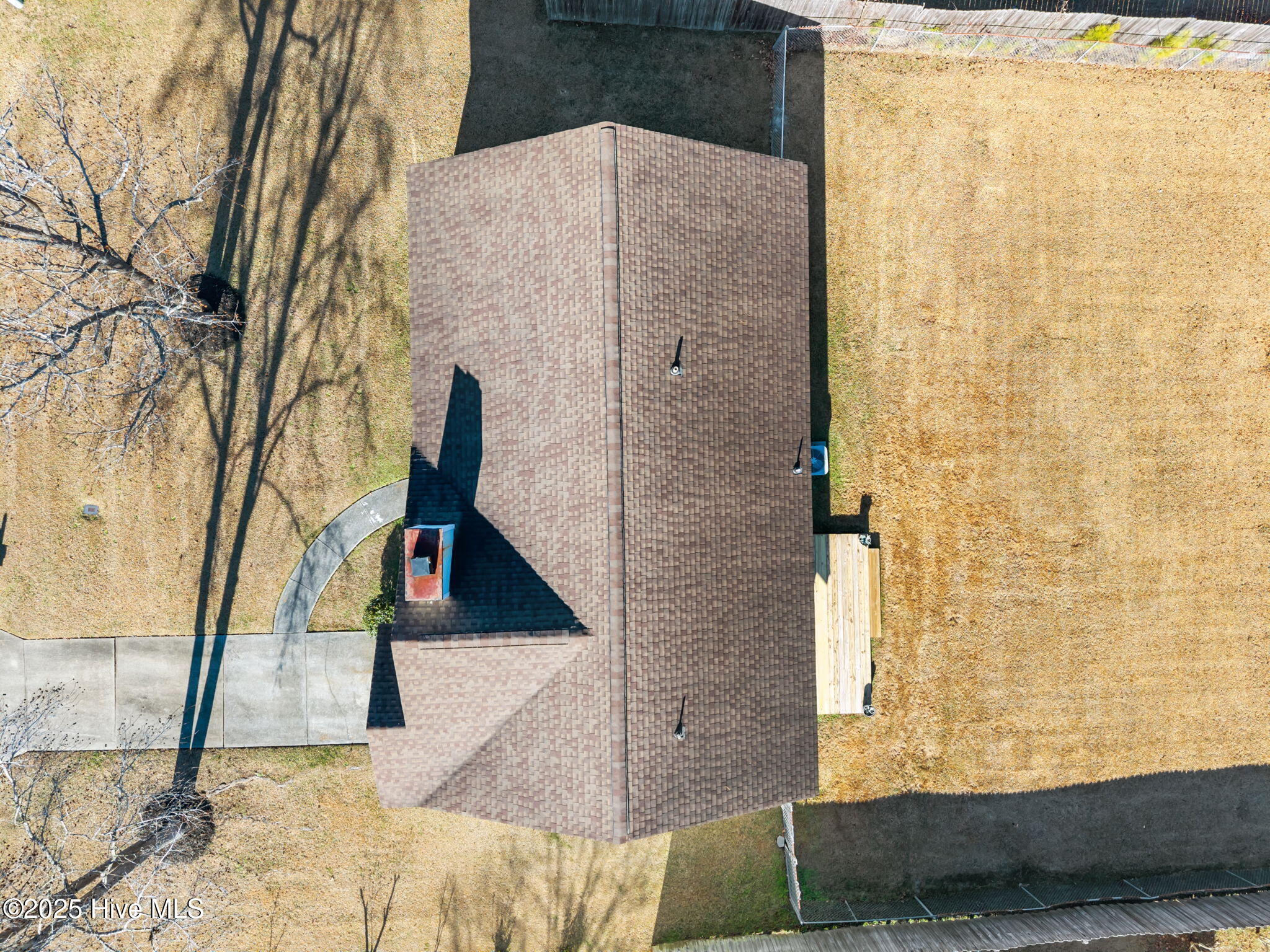 100546209 | Photo 37