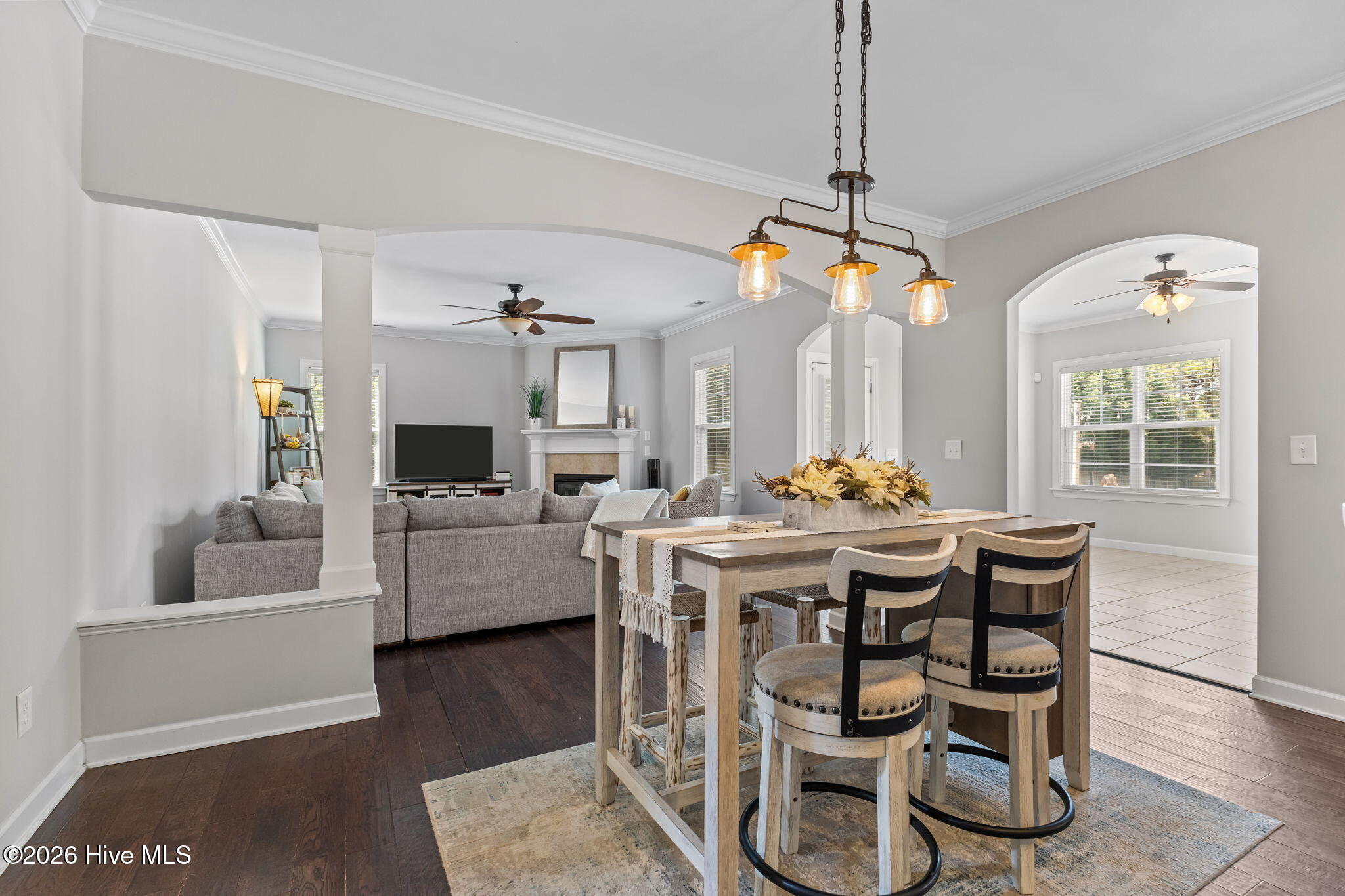 100554627 | Photo 14