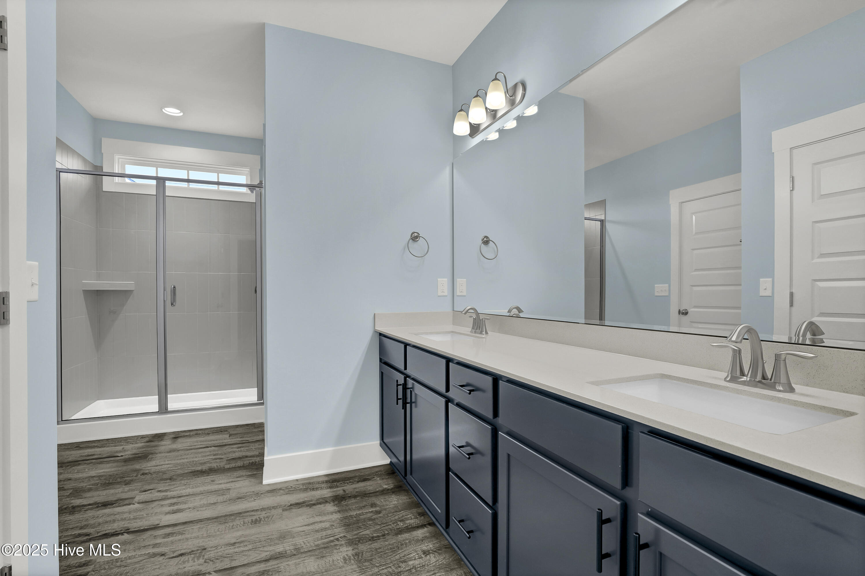 100504002 | Photo 19