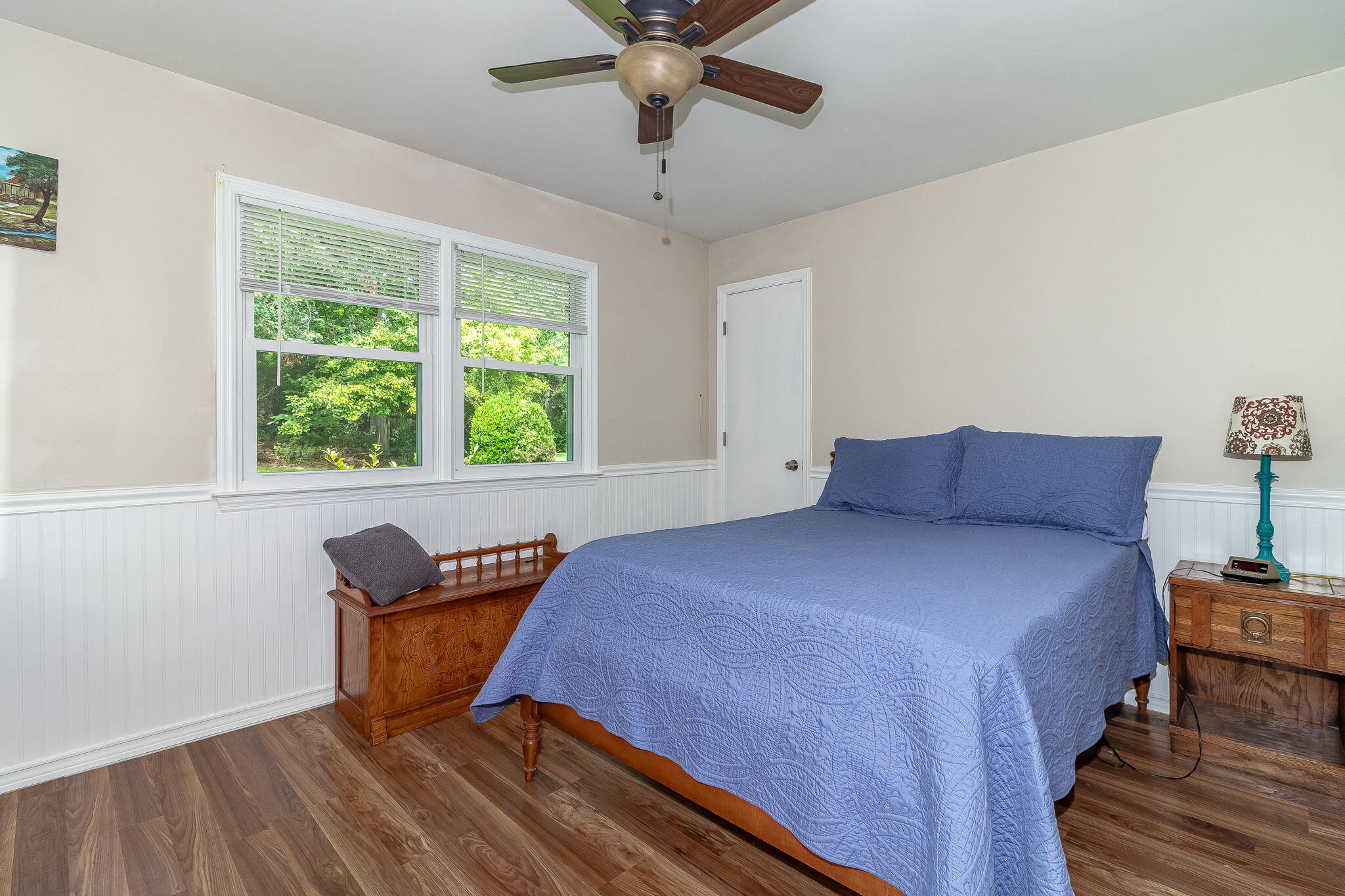 28-web-or-mls-105 DRESDEN DR A©-9916