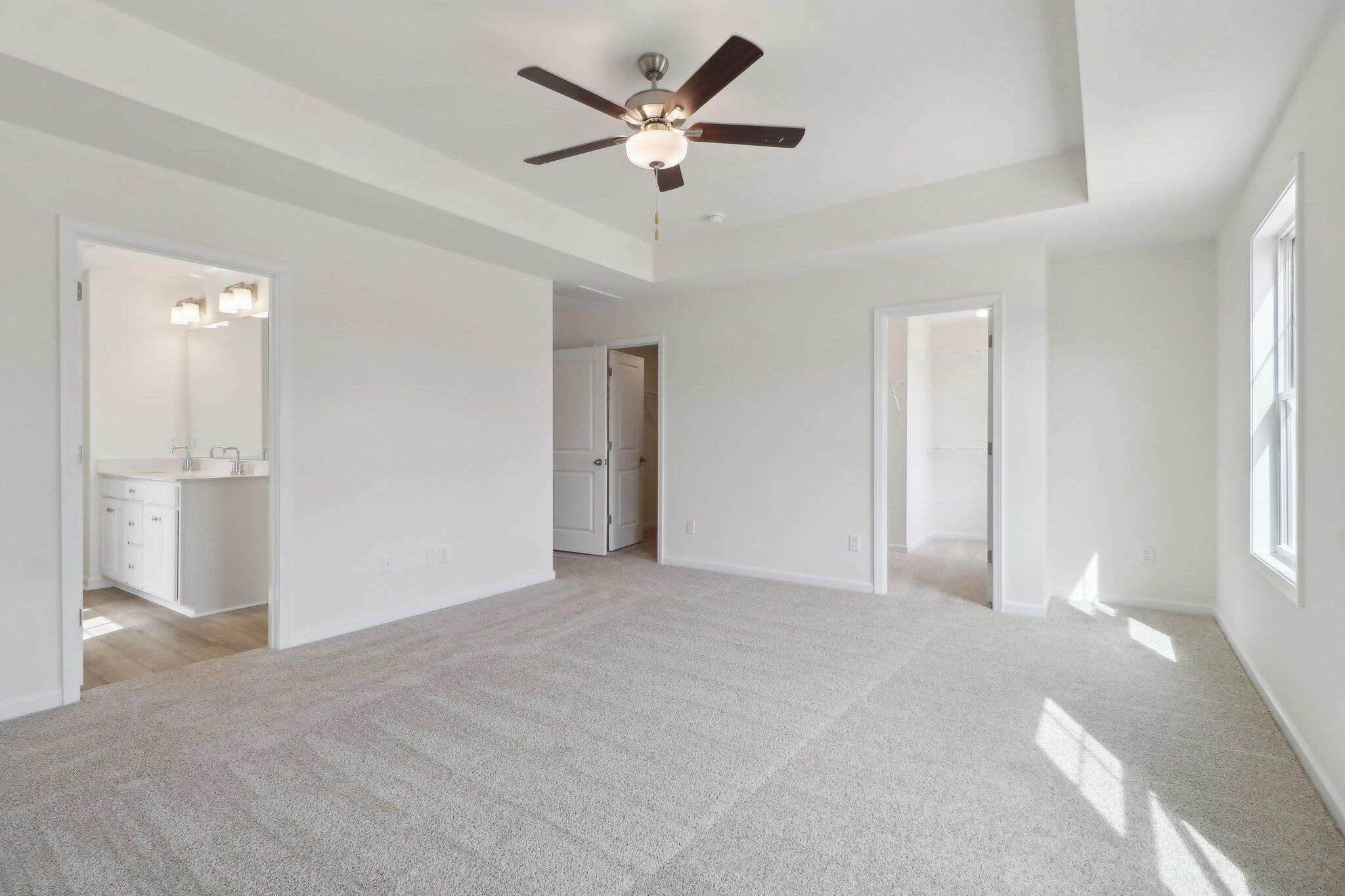 34-web-or-mls-Flat Coat Ln-024 (1)