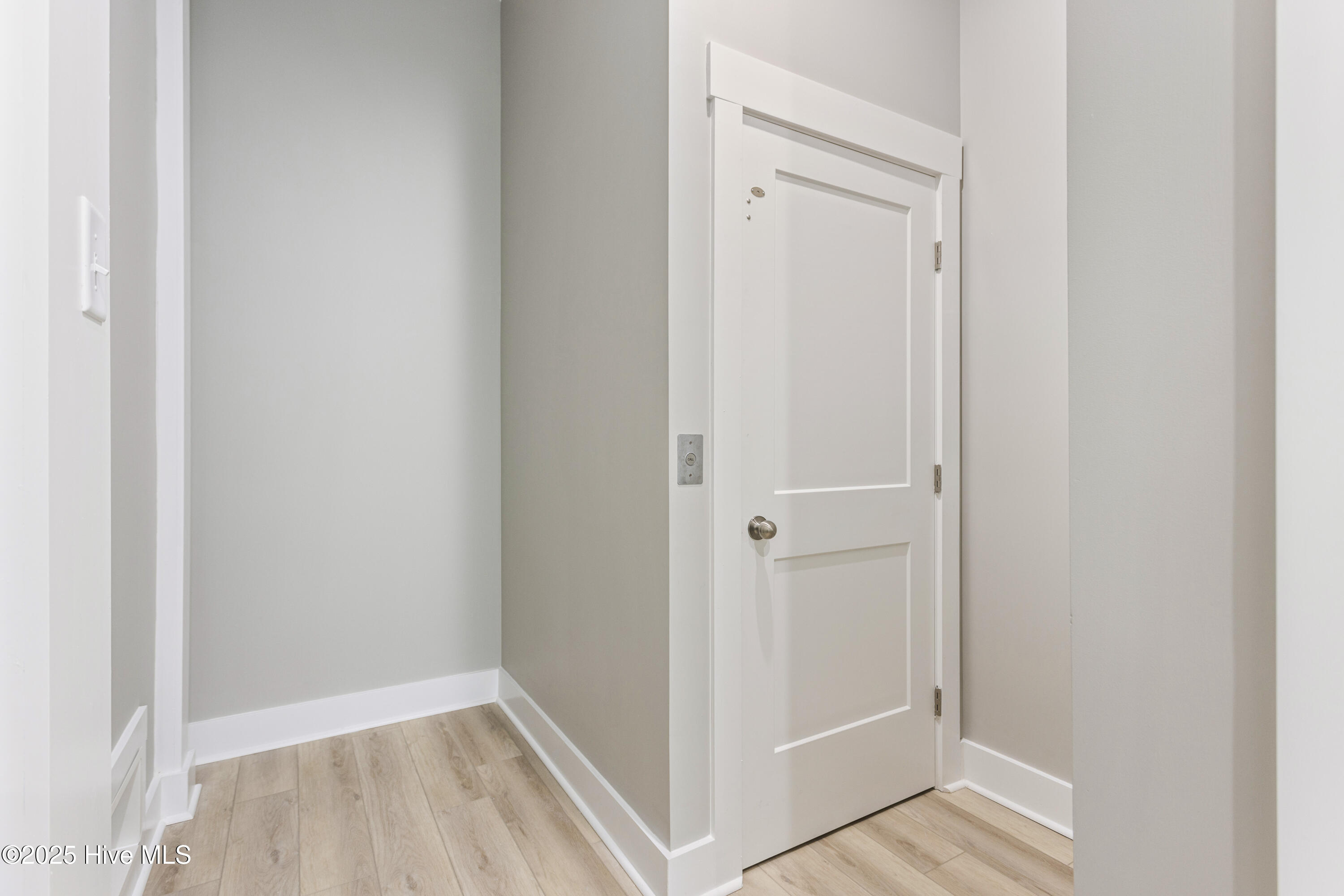 100482586 | Photo 28