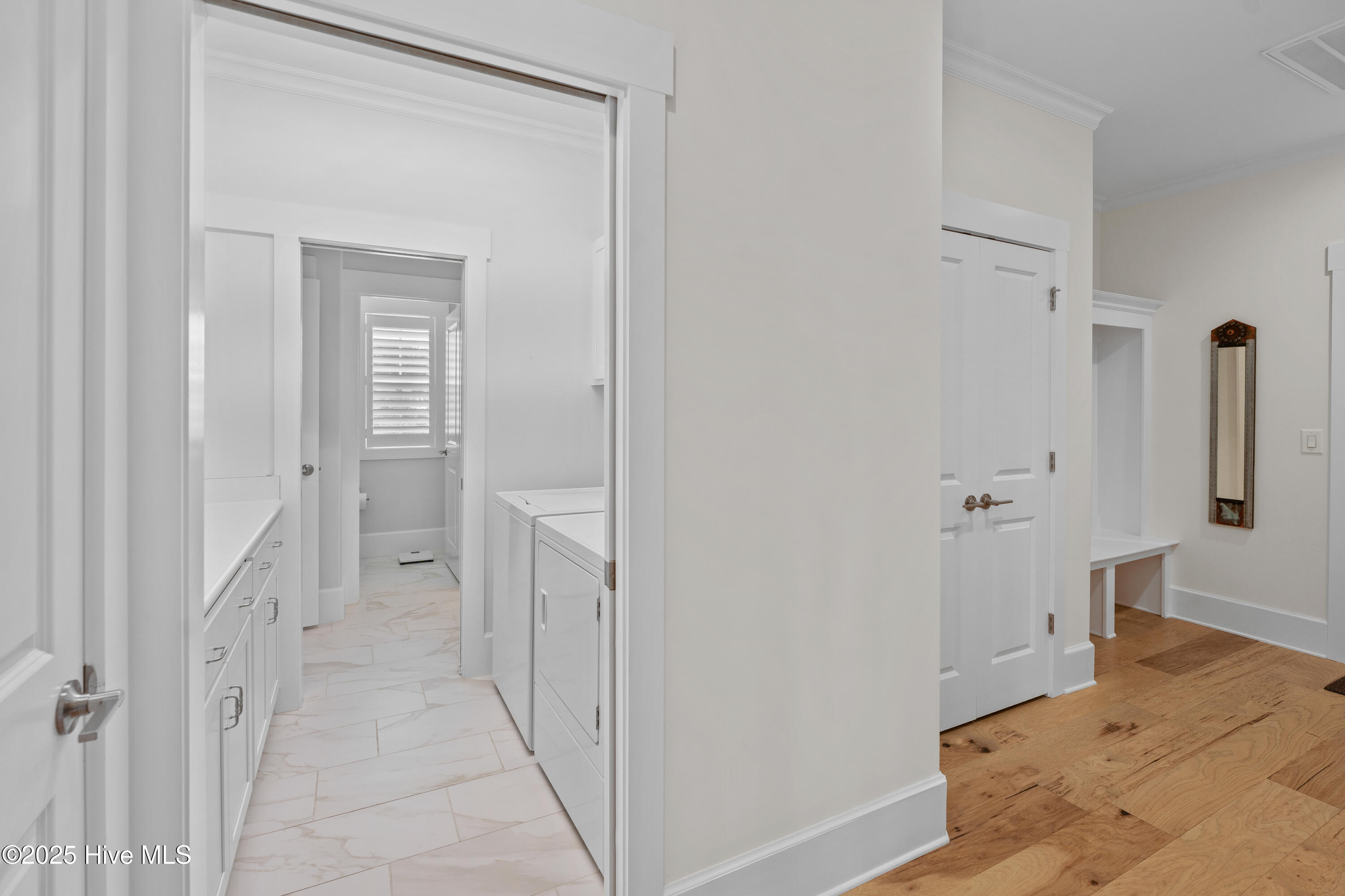 100542822 | Photo 28