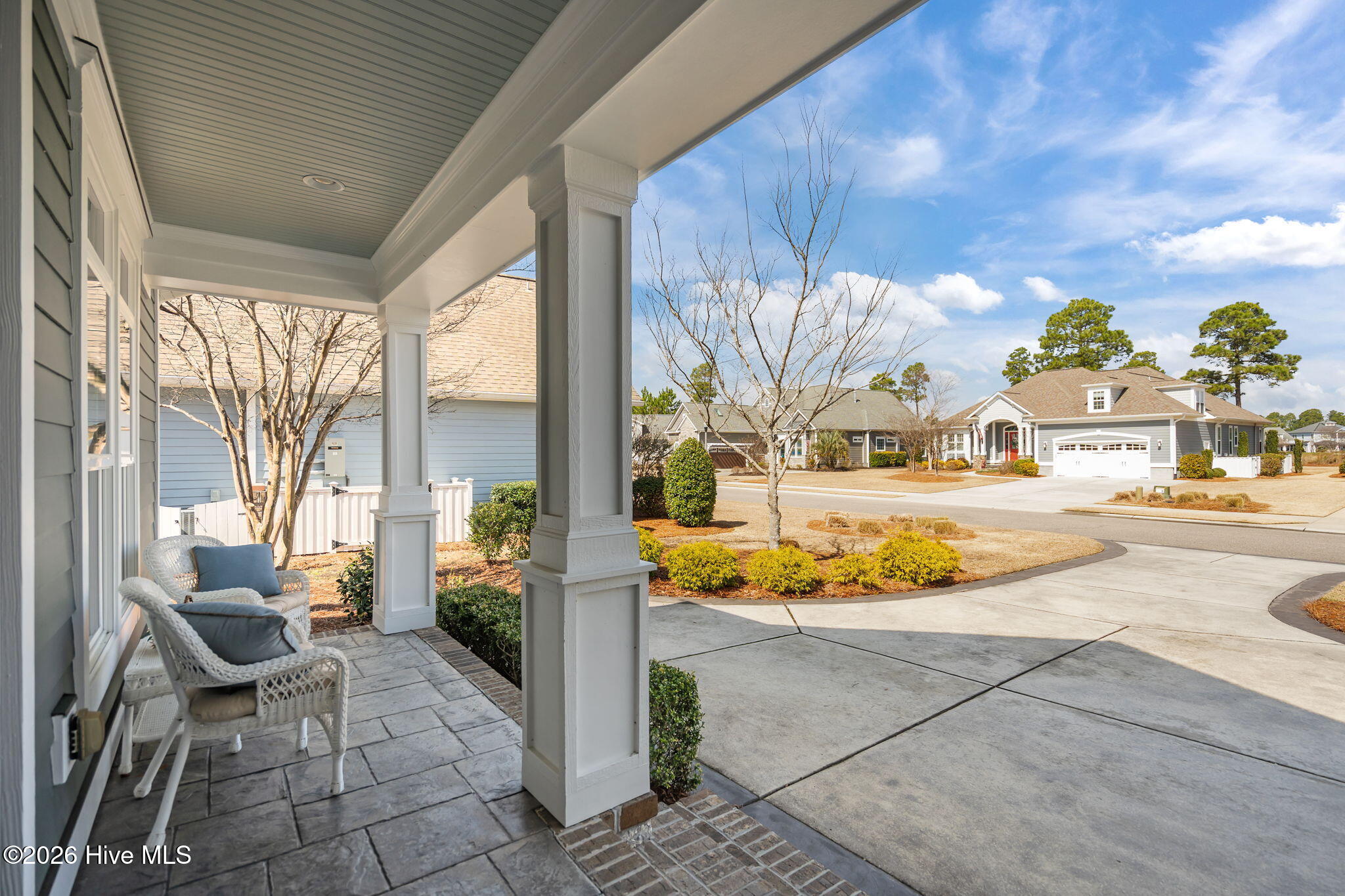 100557705 | Photo 59