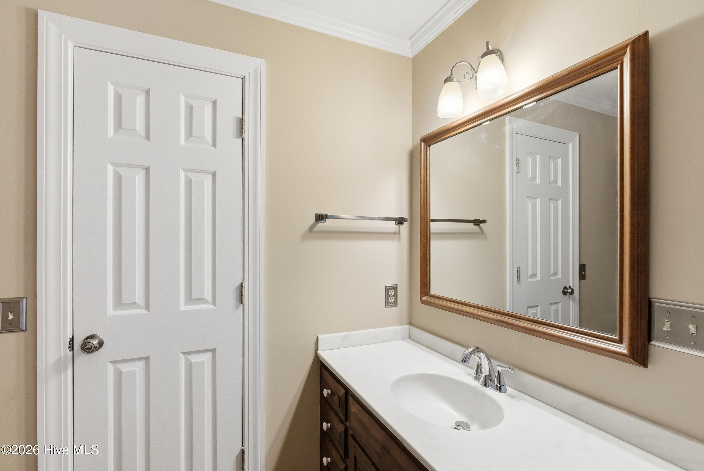 100563536 | Photo 17