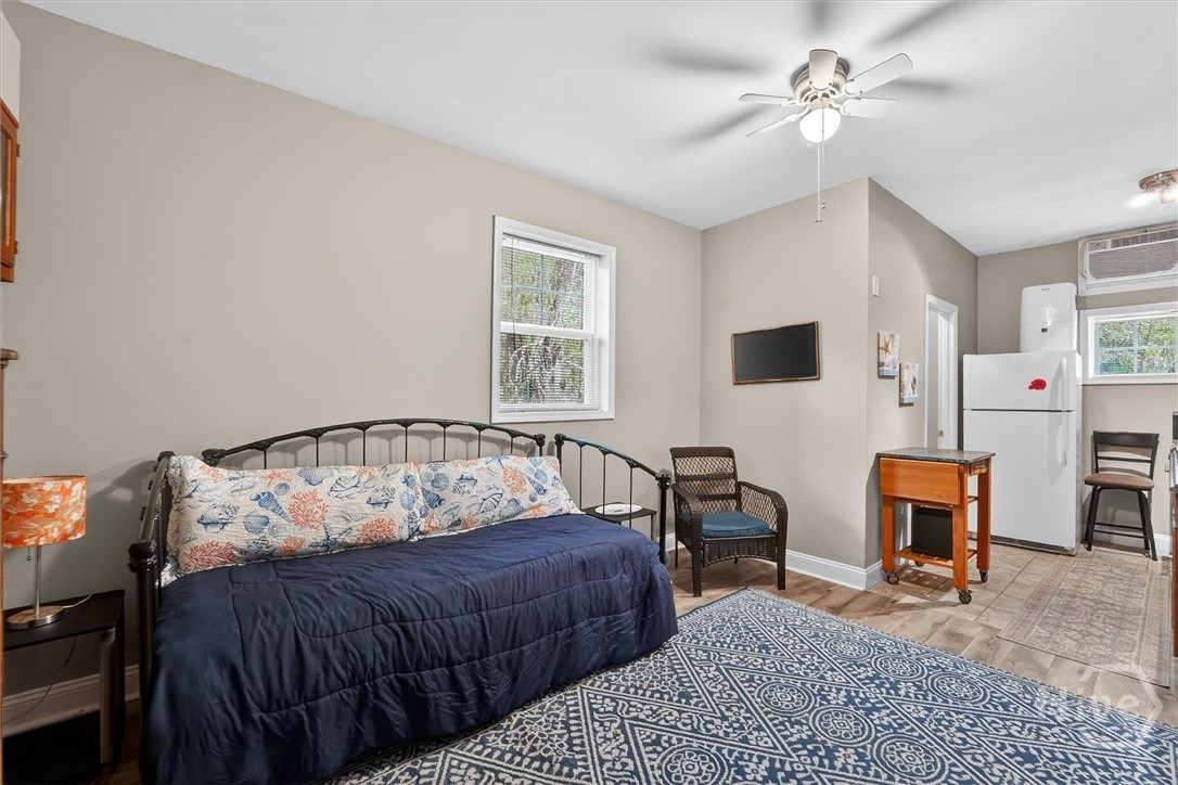 12 x 24 efficiency apartment