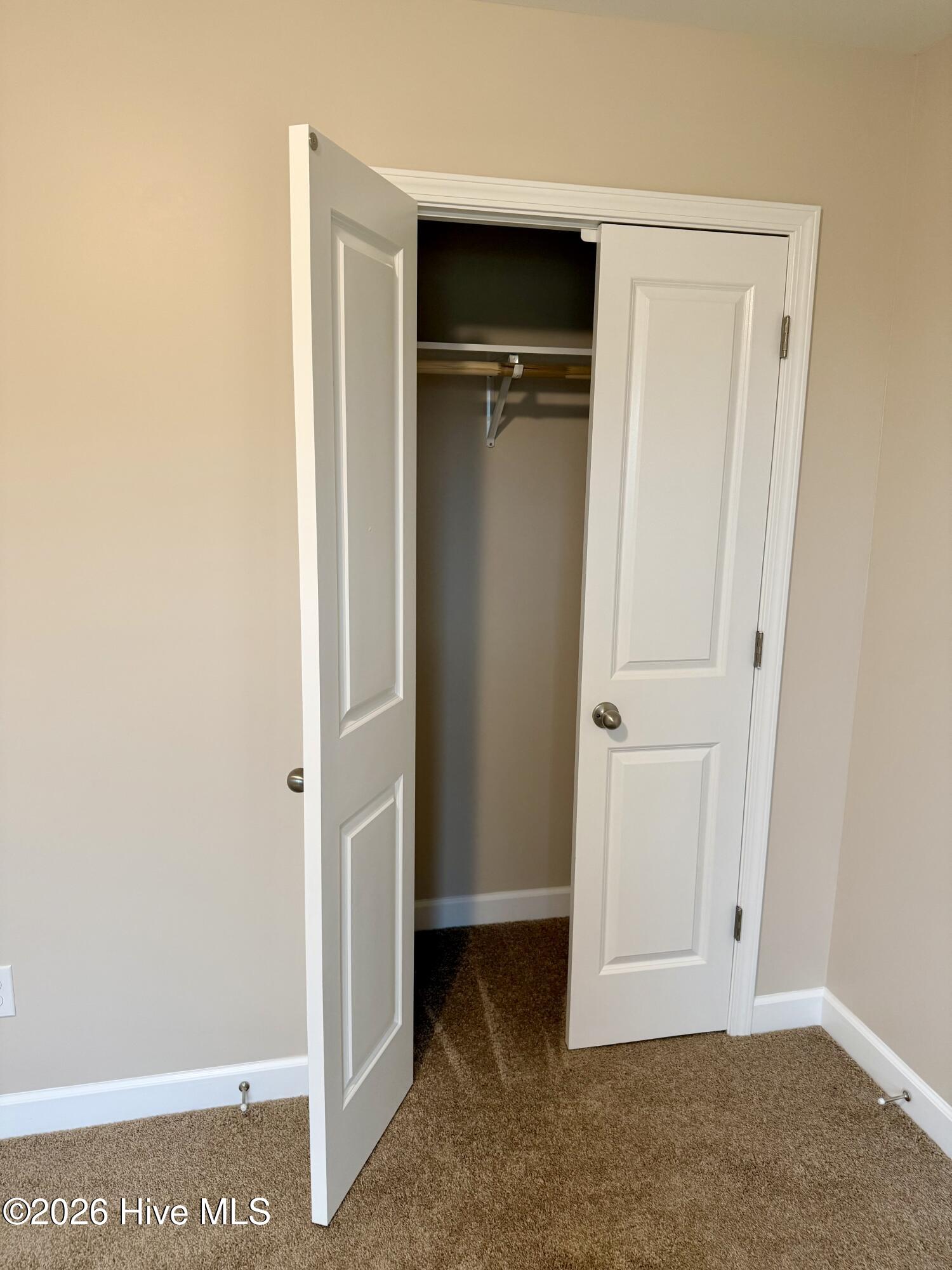 100548779 | Photo 23