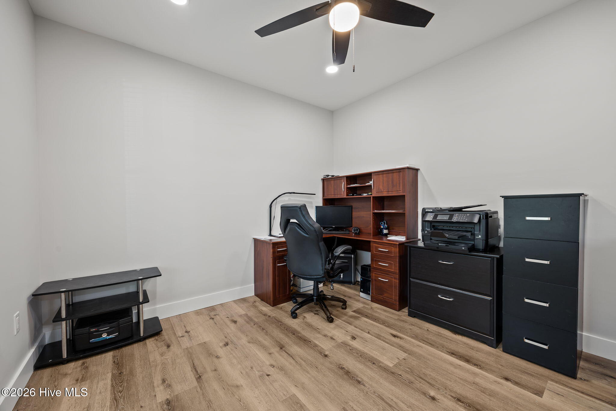 100563547 | Photo 31