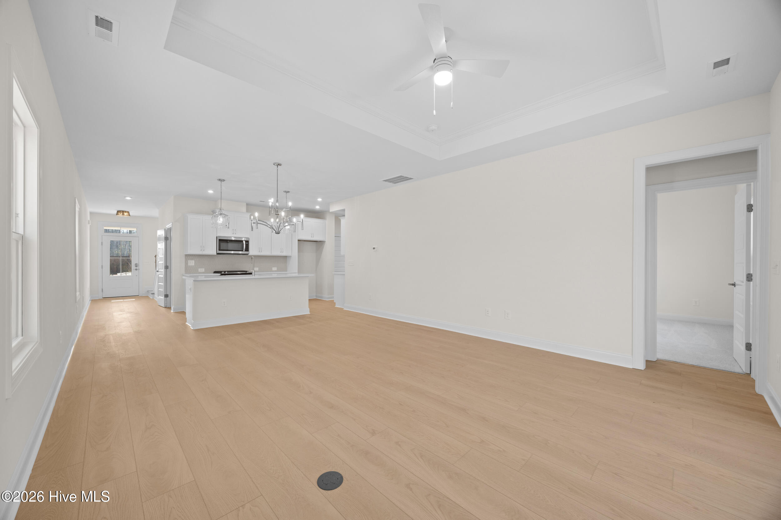 100539841 | Photo 19