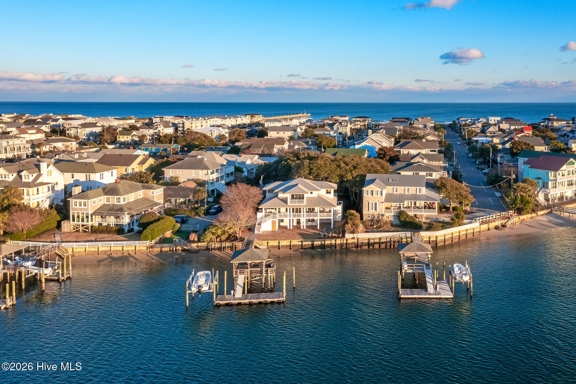 100550703 | Photo 58