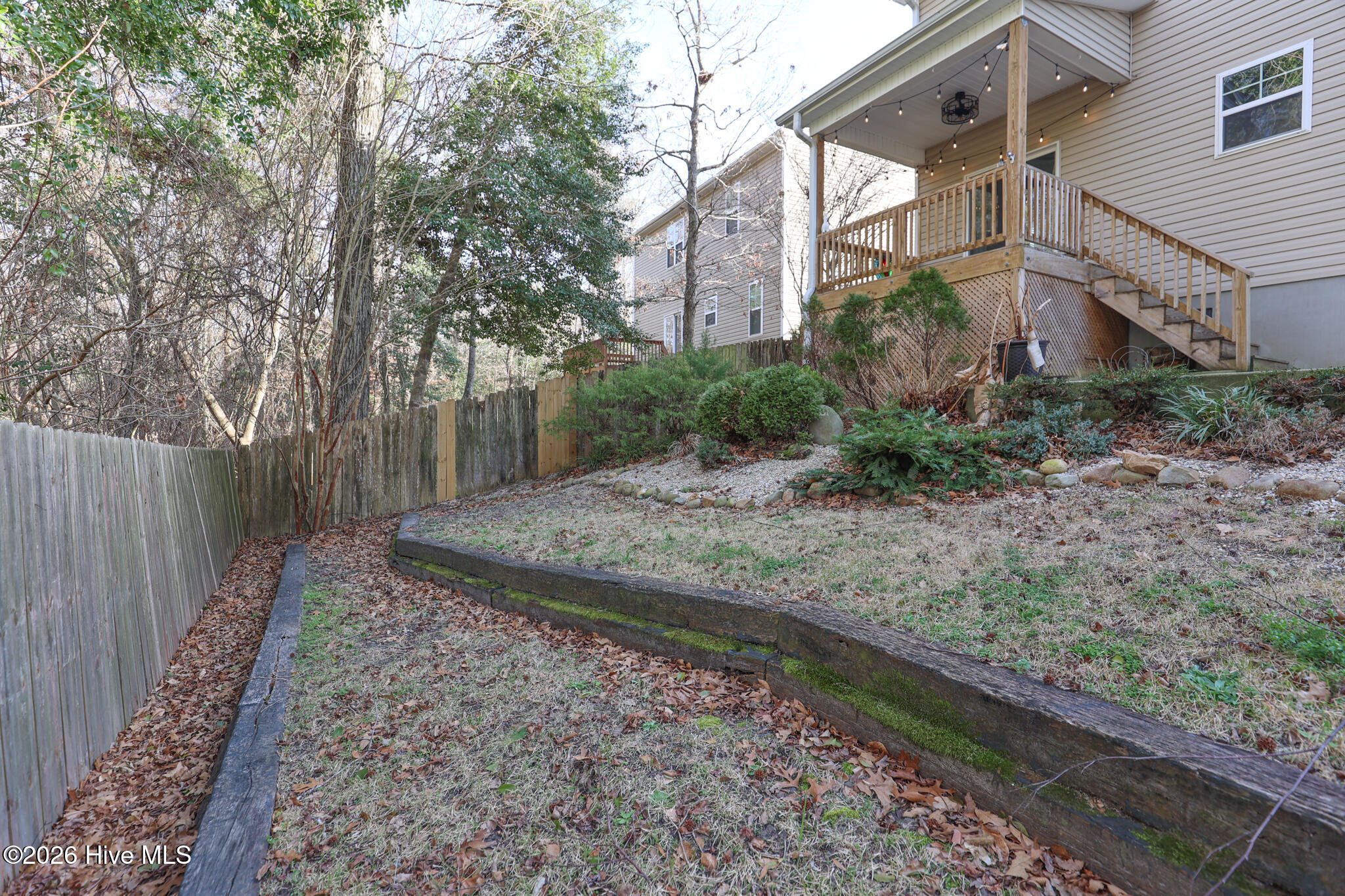 100559390 | Photo 50