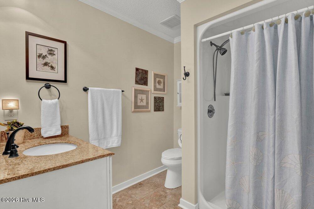 100558966 | Photo 20