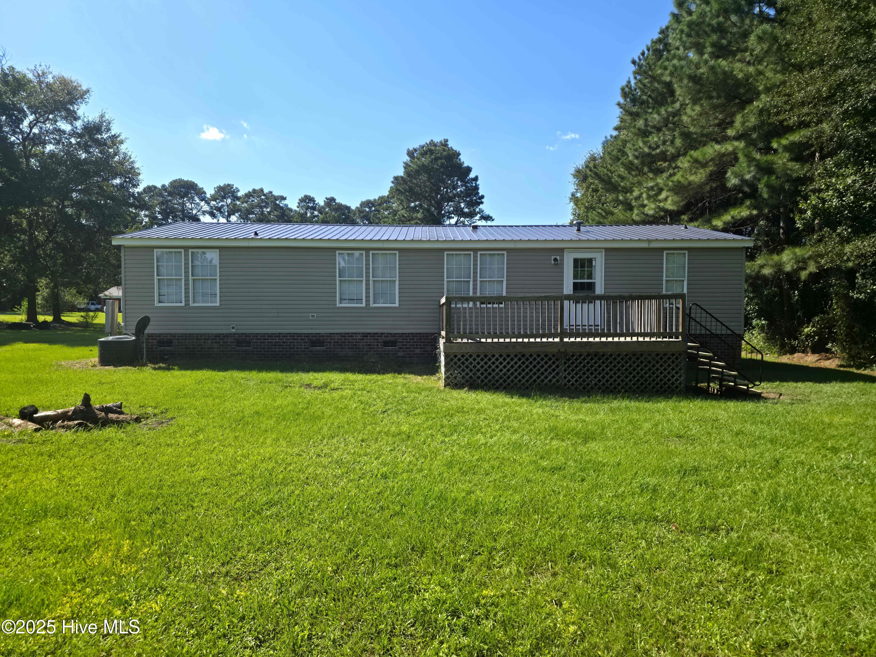 100528140 | Photo 39