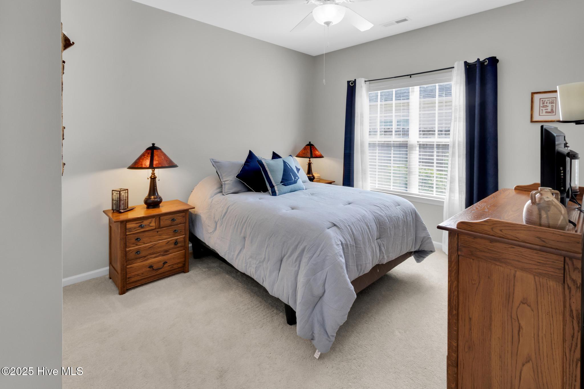 100532898 | Photo 21