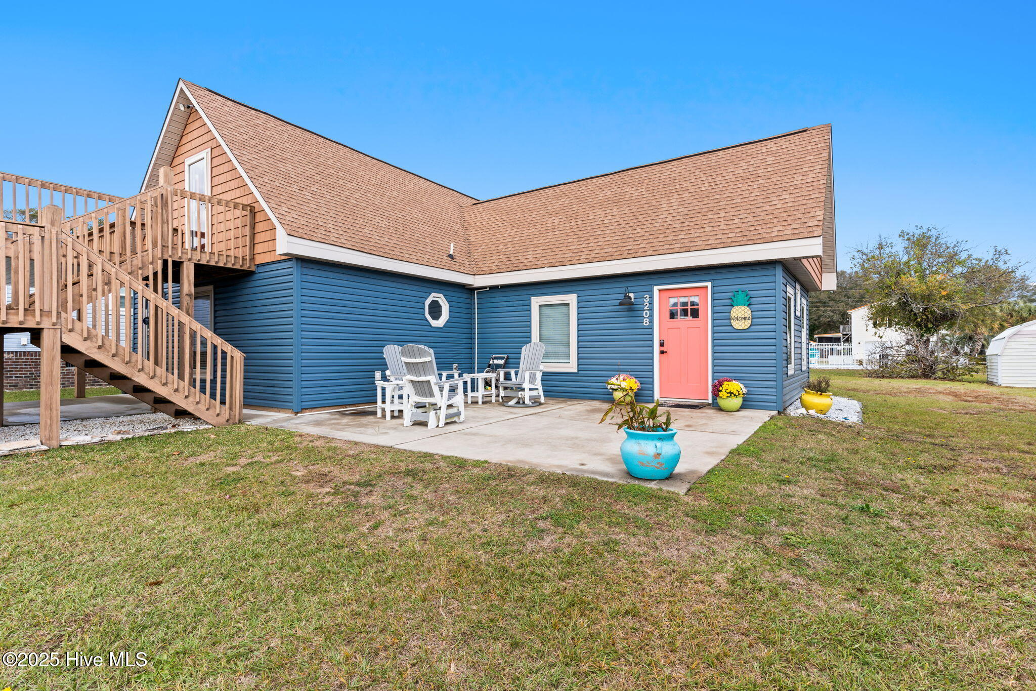 100539848 | Photo 23