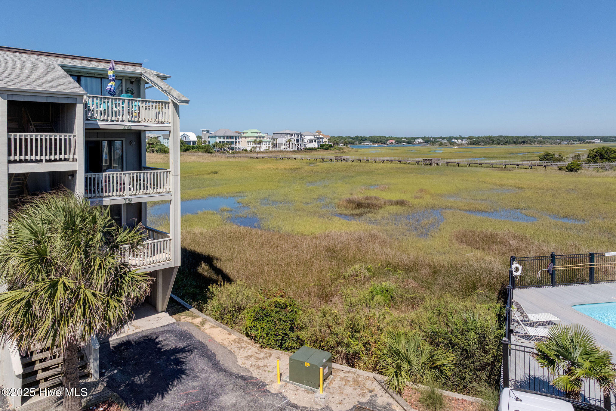 100531579 | Photo 28