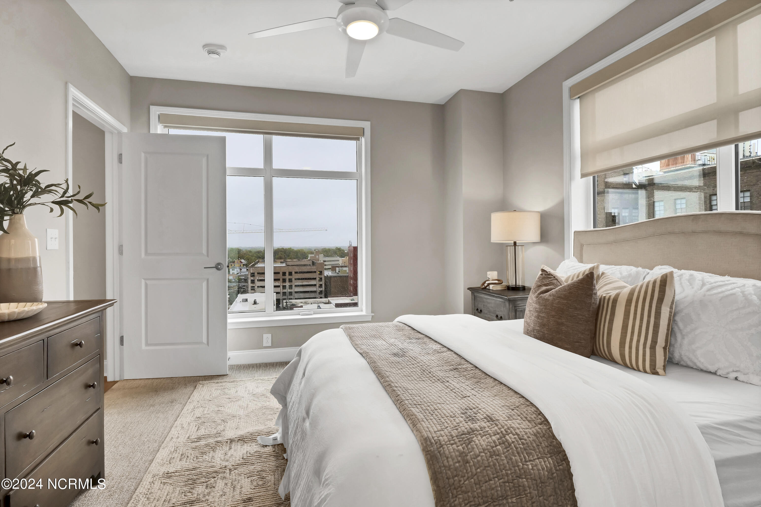 14 Grace Street 920, Wilmington, NC 28401 – photo 15: Bedroom
