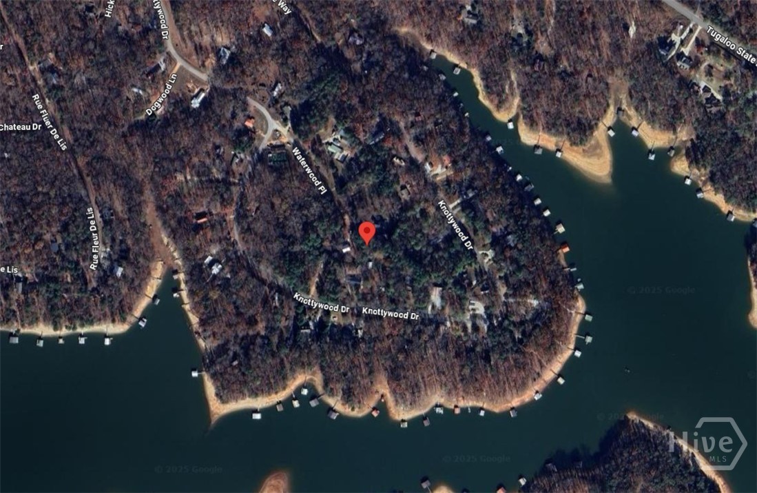 Homes for sale in Lavonia, GA | 20 Waterwood Cvs, Lavonia, GA 30553 | MLS# CL344270