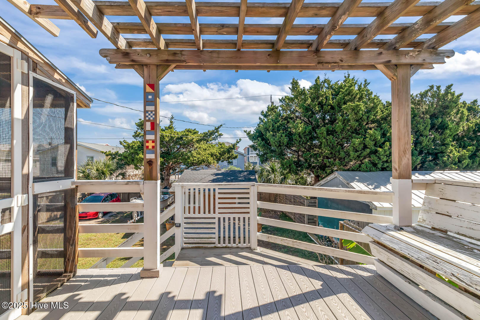 100538071 | Photo 47