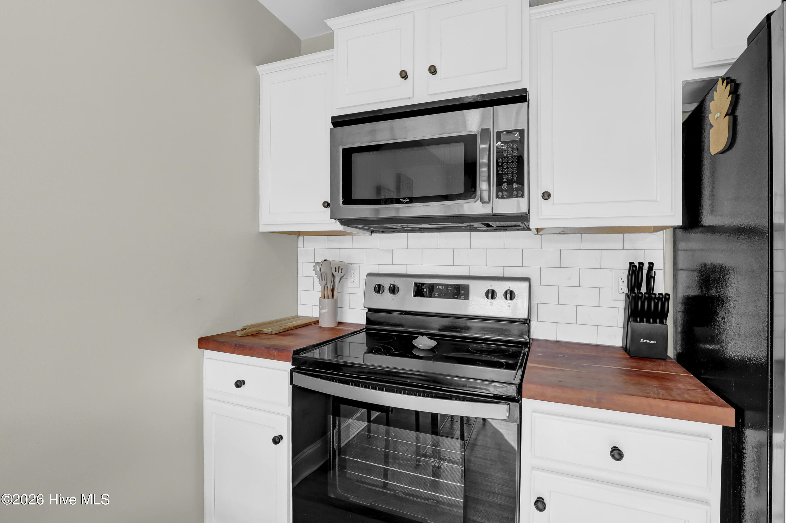 100552023 | Photo 11