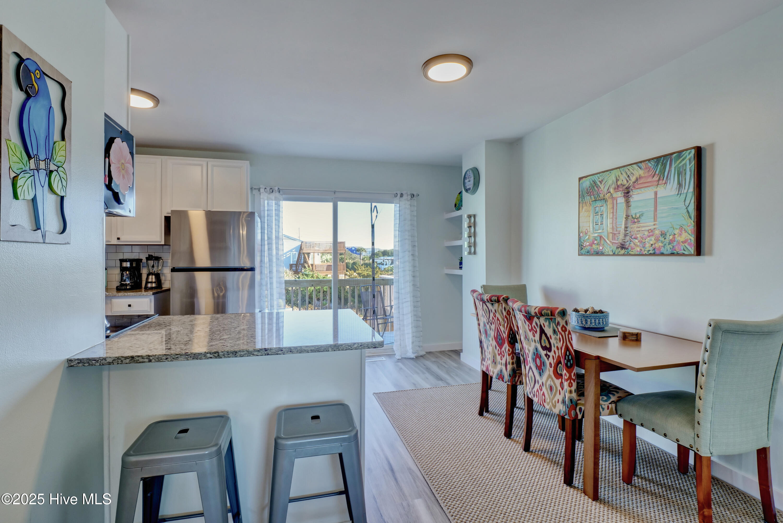 100544426 | Photo 10