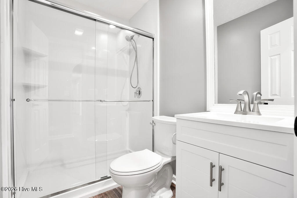 100567951 | Photo 29