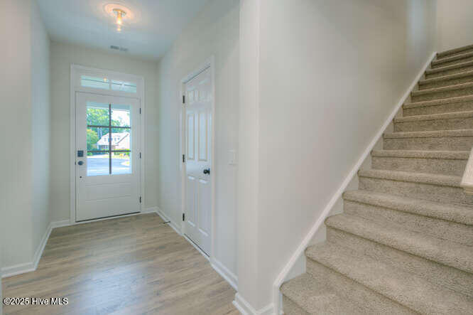 100524734 | Photo 28