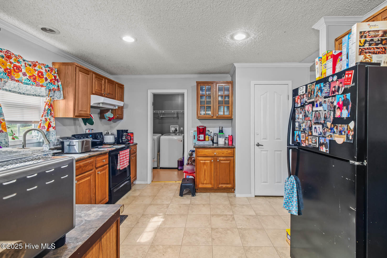 100528687 | Photo 14