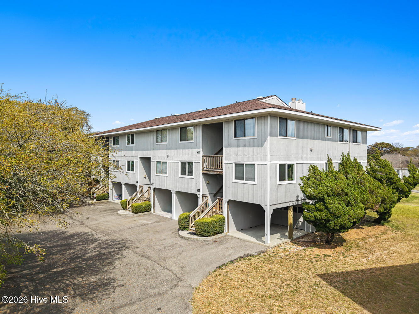 100565484 | Photo 22