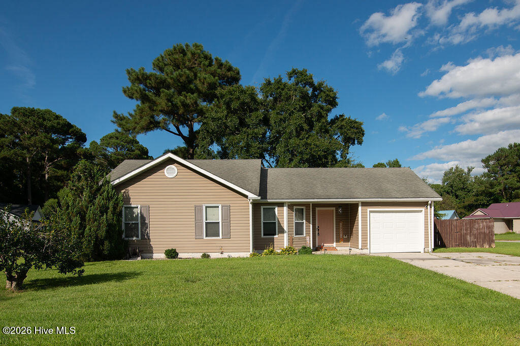 Listing photograph for 2624 Brookfield Drive, Midway Park, NC 28544