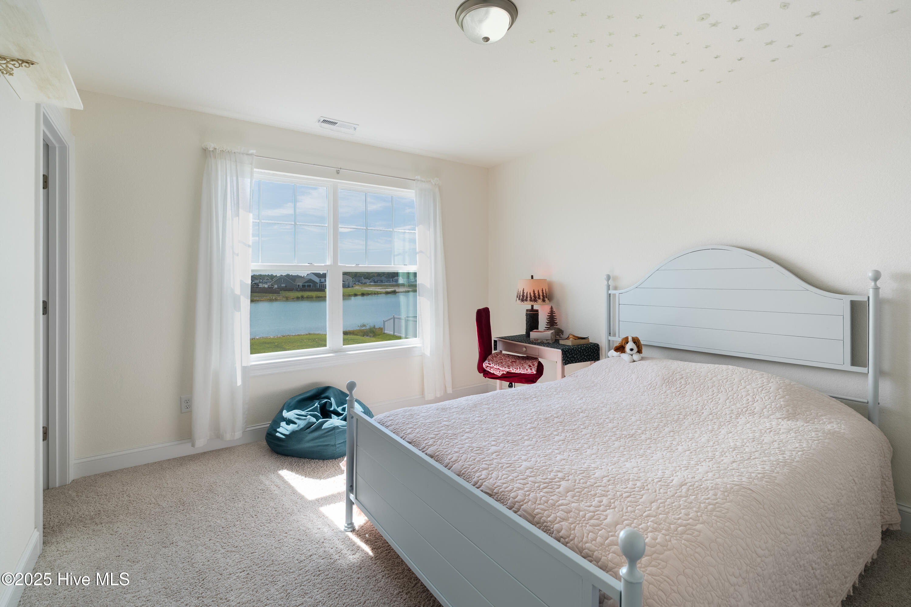 300 Farmstead Loop, Moyock, NC, 27958