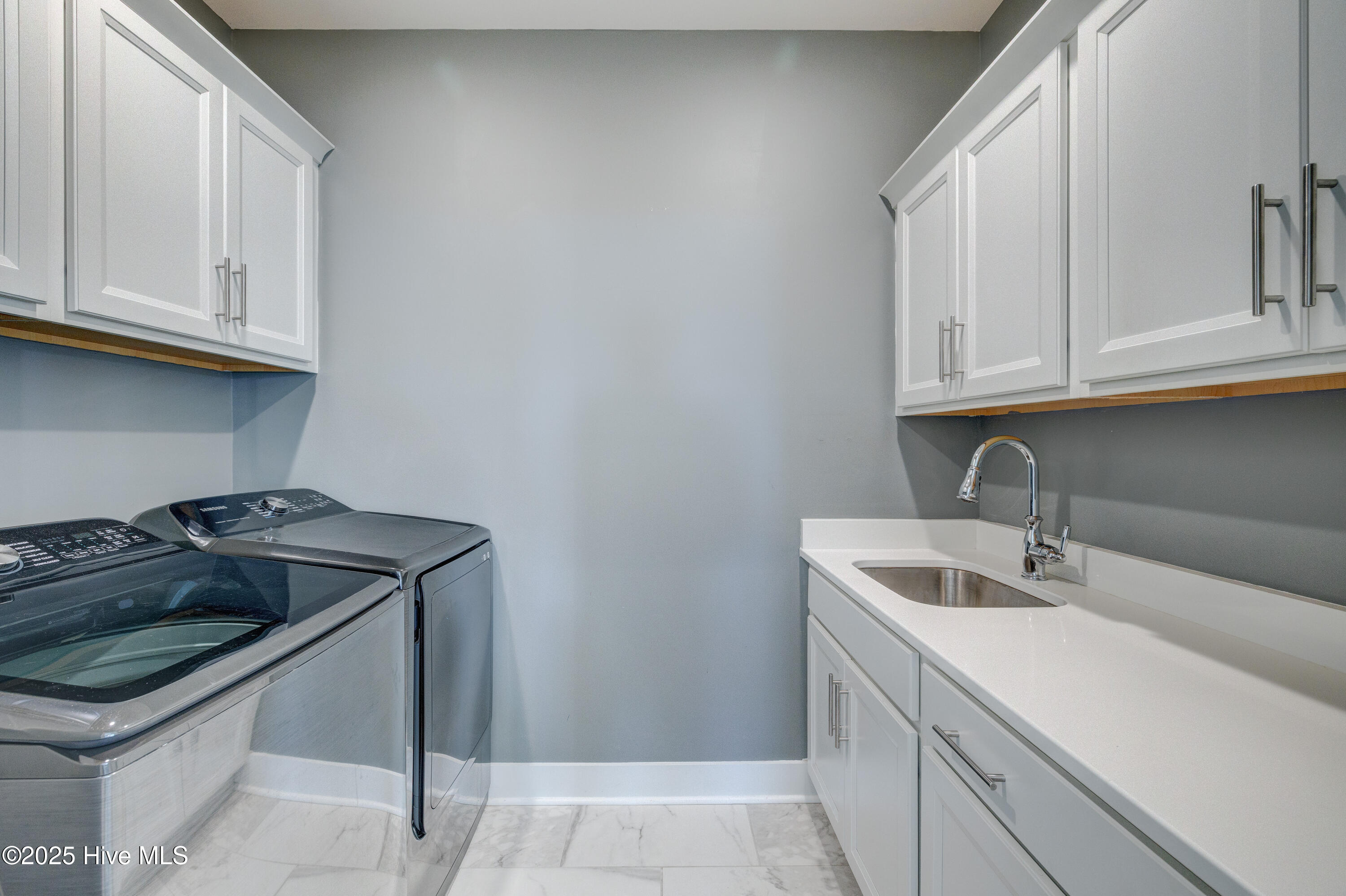 100534691 | Photo 34