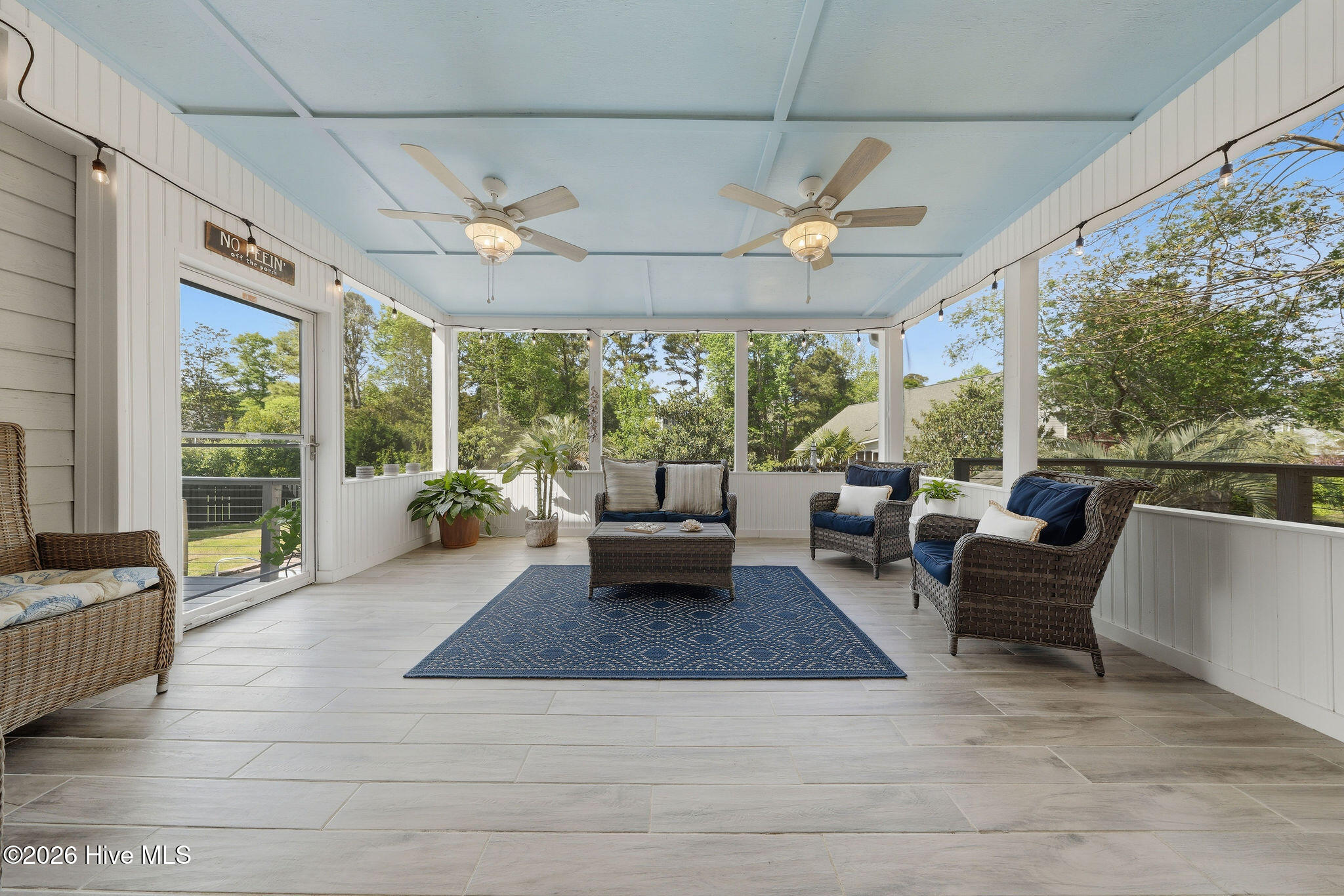 100567317 | Photo 58