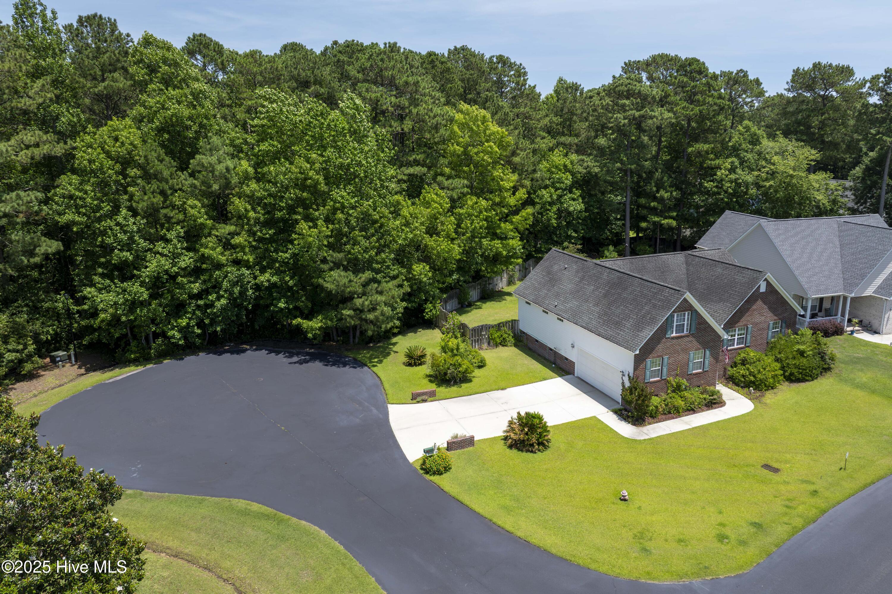 Homes for sale in Sneads Ferry, NC | 300 Sea Urchin Cvs, Sneads Ferry, NC 28460 | MLS# 100472919