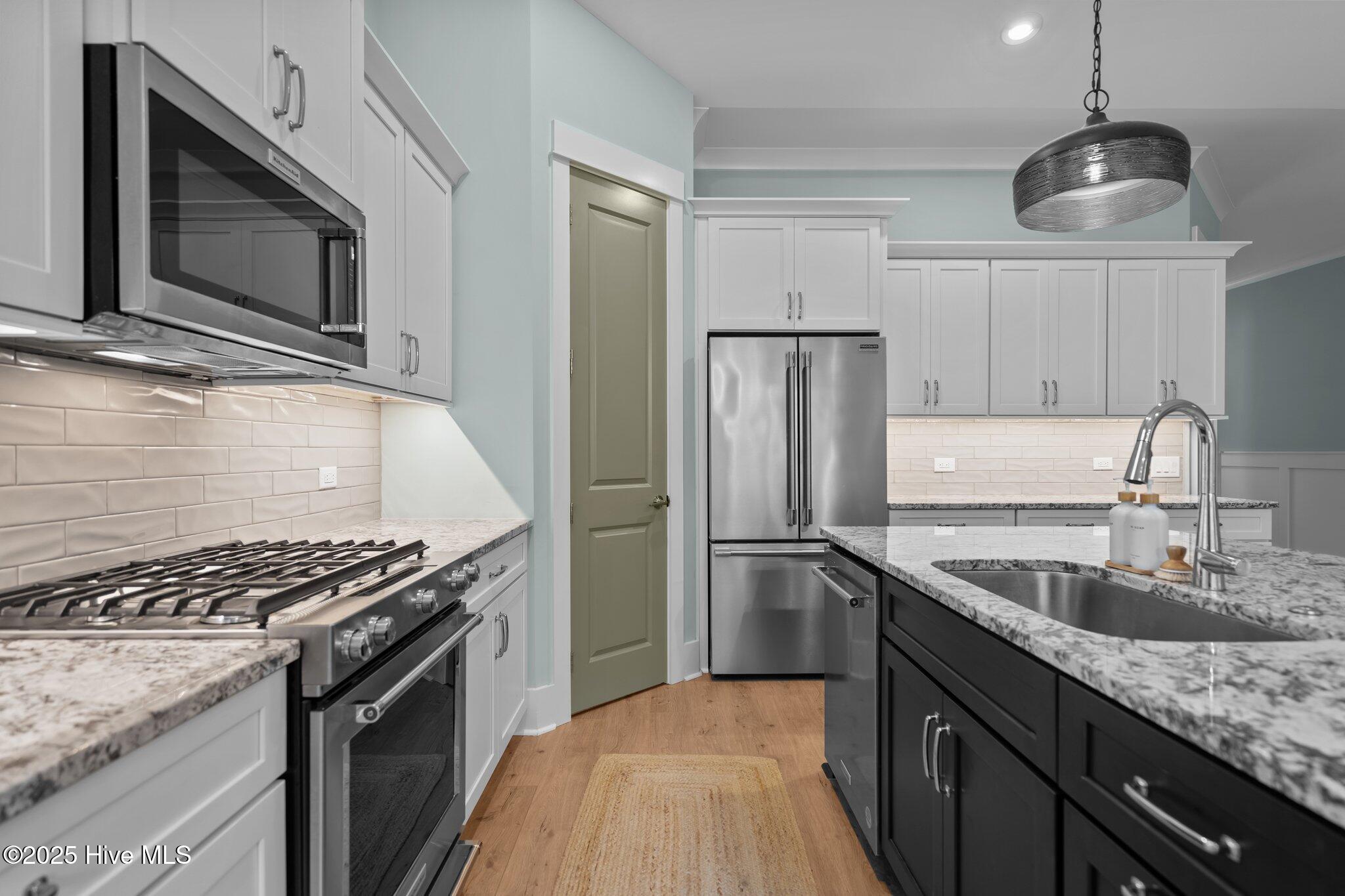 100510918 | Photo 18