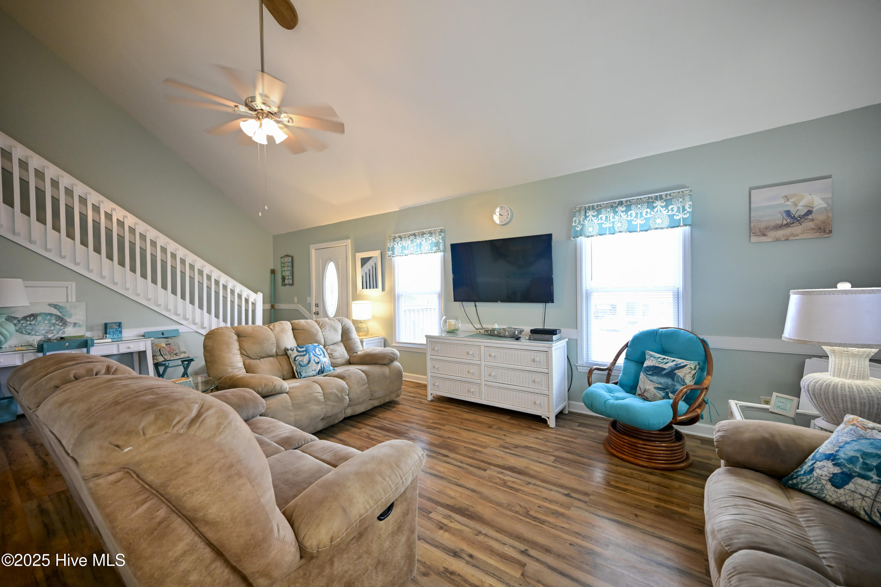 100495129 | Photo 12