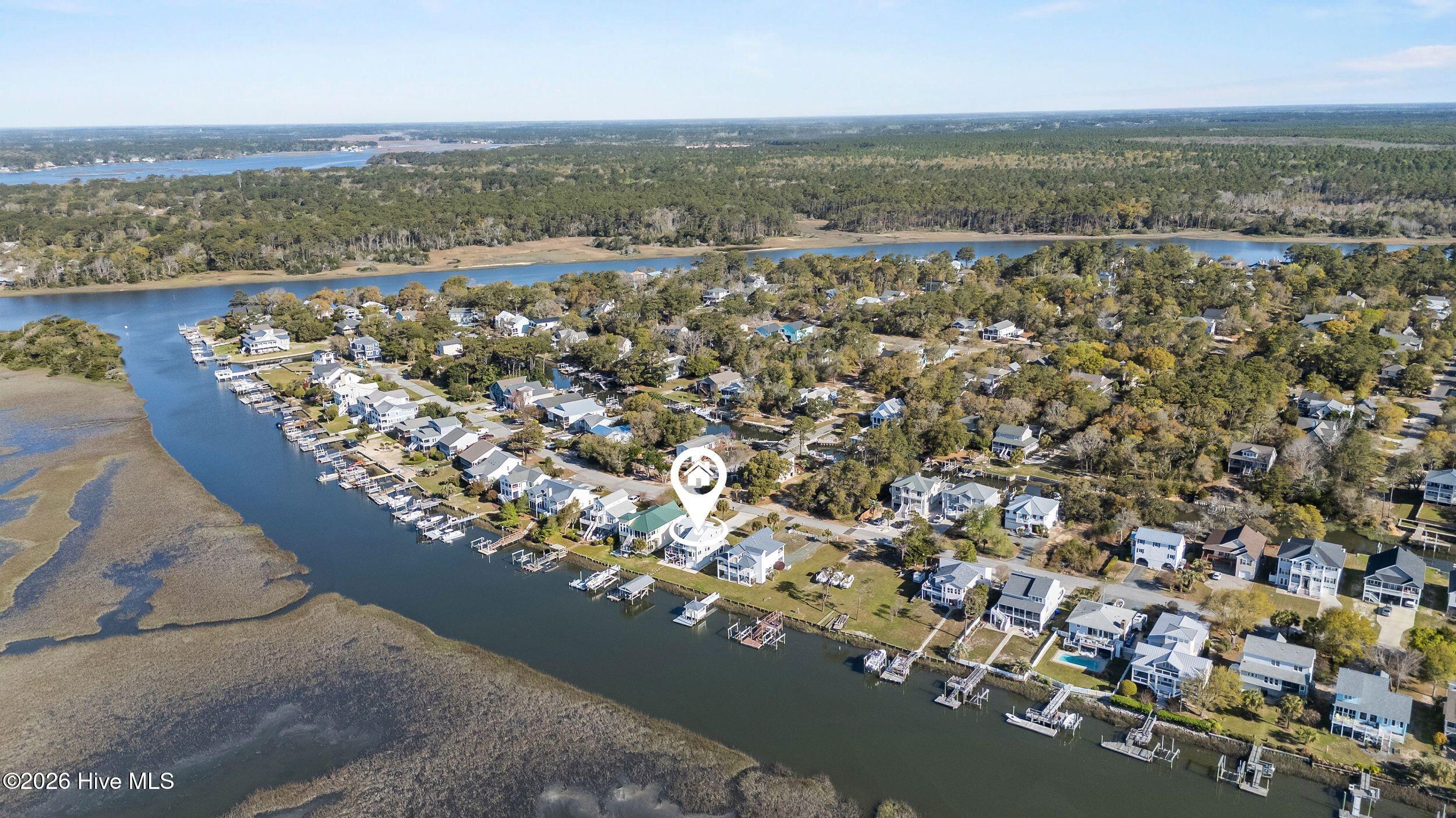 100564811 | Photo 105