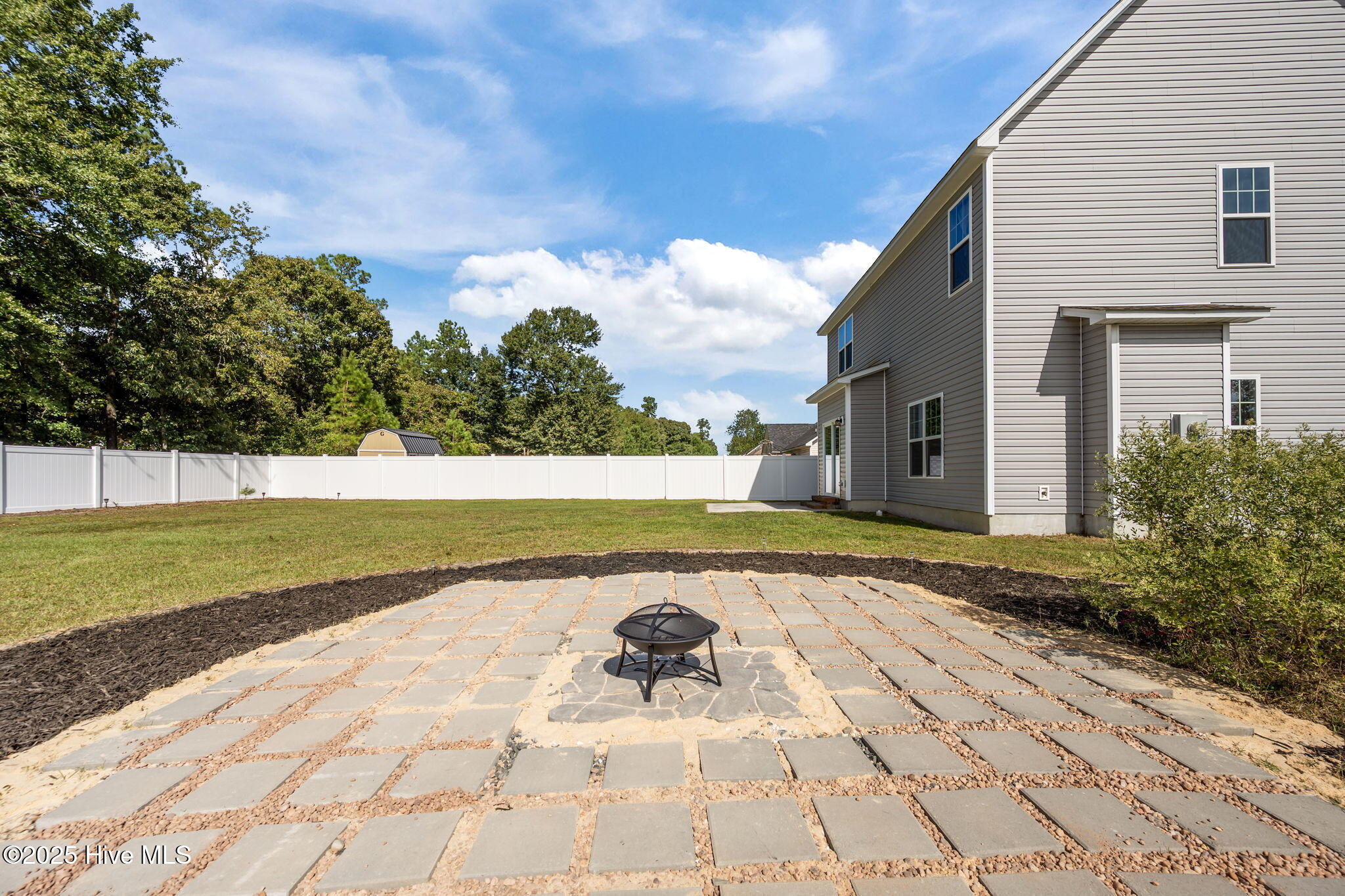 100534756 | Photo 36