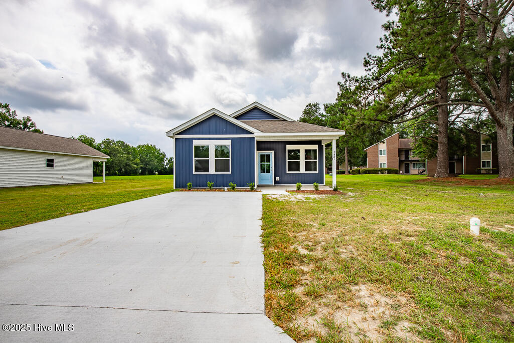 Homes for sale in Vanceboro, NC | 327 Buck Ln, Vanceboro, NC 28586 | MLS# 100517155