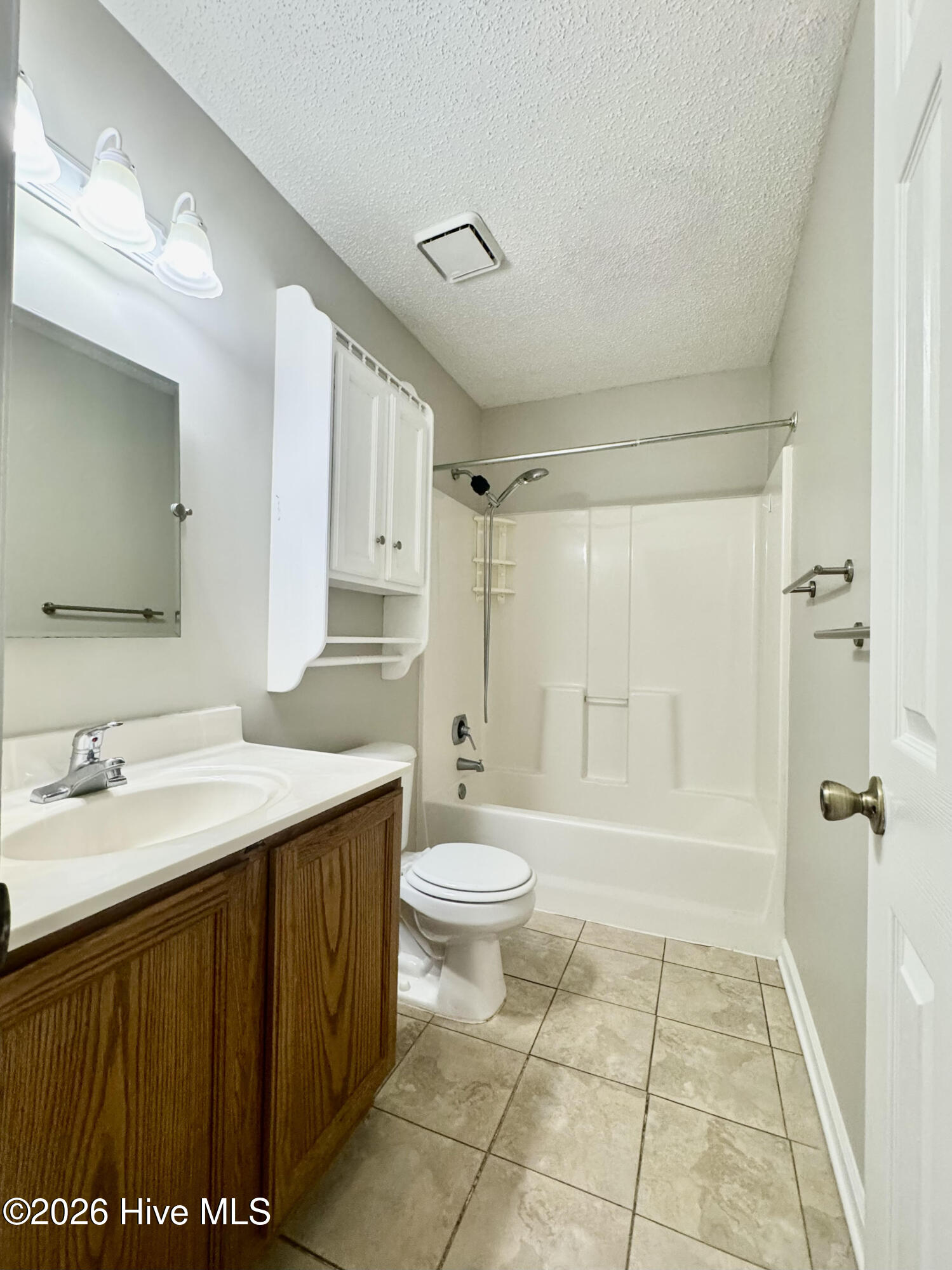 100568535 | Photo 21