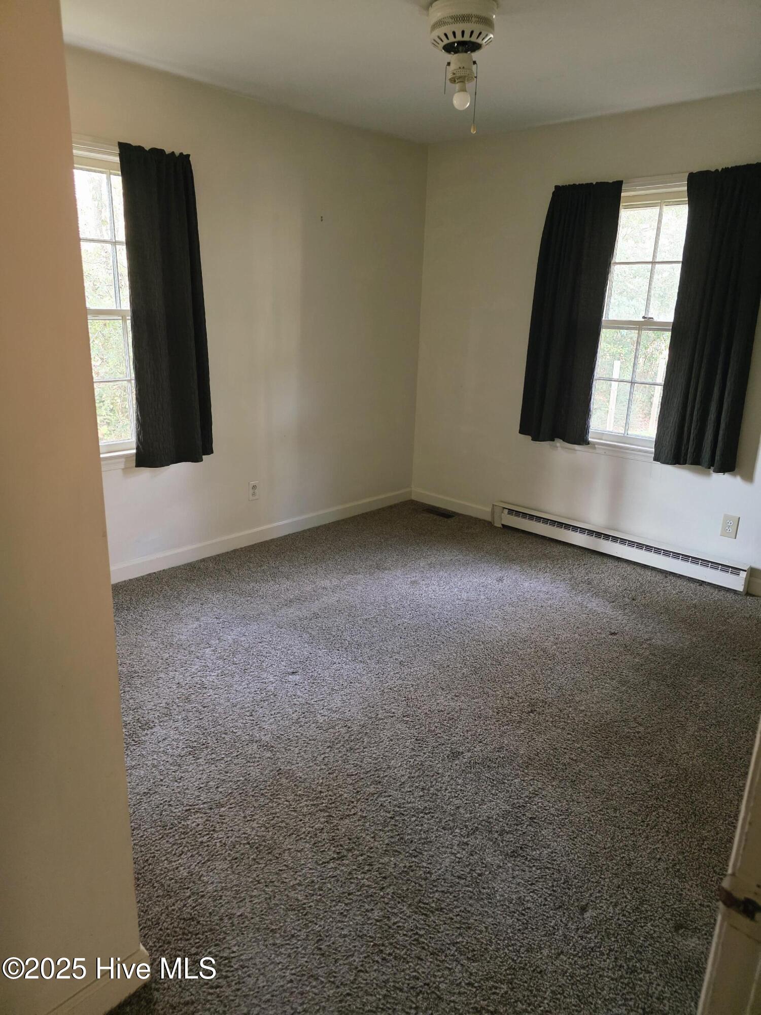 100542999 | Photo 22